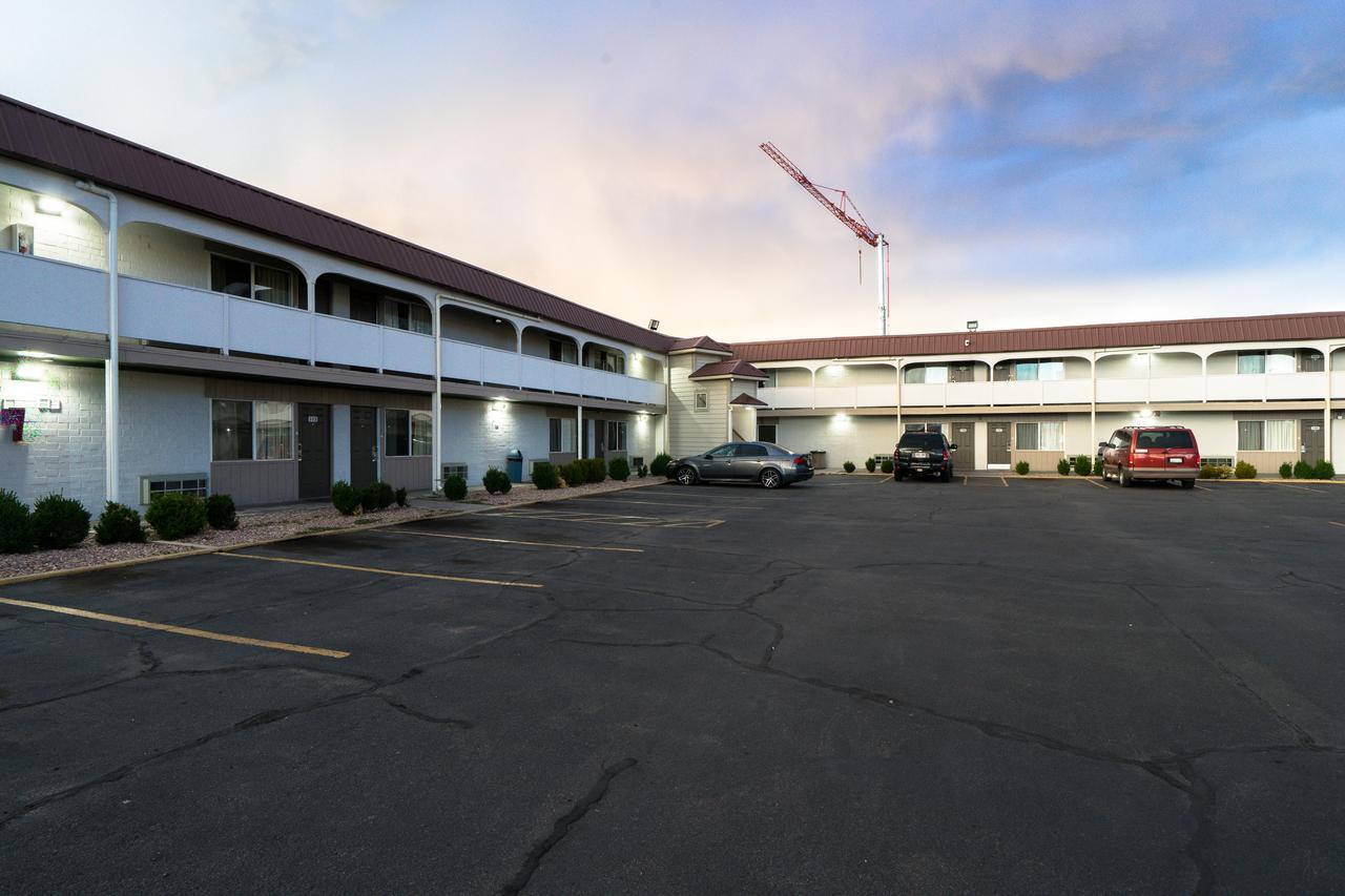Little Suites Provo Extended Stay Exterior photo