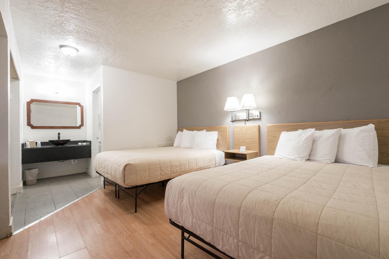 Little Suites Provo Extended Stay Exterior photo