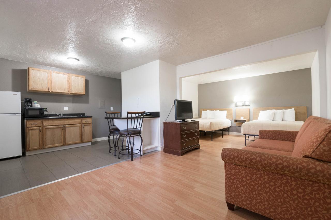 Little Suites Provo Extended Stay Exterior photo