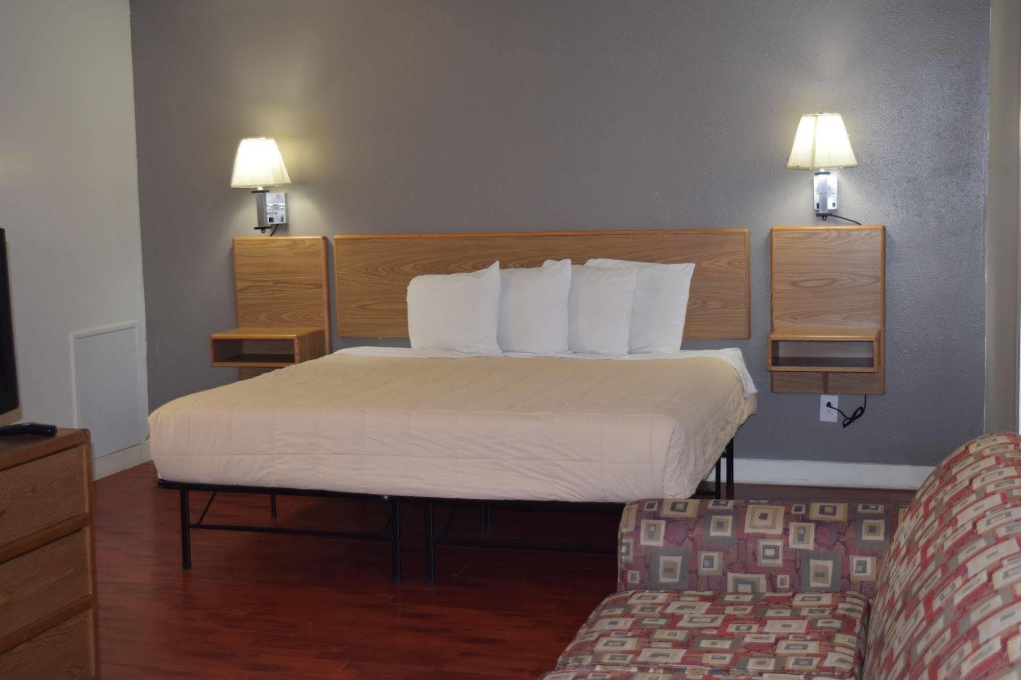 Little Suites Provo Extended Stay Exterior photo